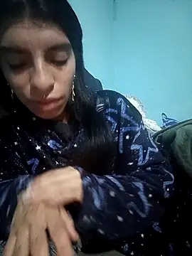 Snapshot of Ariell_Kieran chatting on November 28, 2025, 3:17 am Ariell Kieran online show from November 28, 2025, 3:17 am