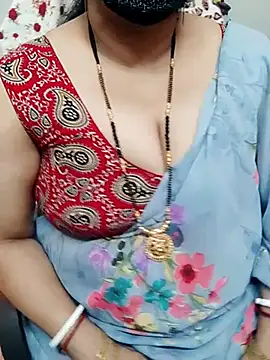 Snapshot of o-radha chatting on February 18, 2025, 6:58 pm o-radha online show from February 18, 2025, 6:58 pm