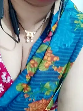 Snapshot of o-radha chatting on February 12, 2025, 2:35 am o-radha online show from February 12, 2025, 2:35 am