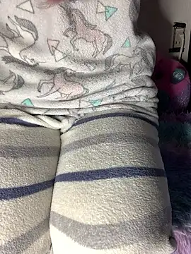 PINO pino 01 online show from February 9, 2026, 4:27 pm