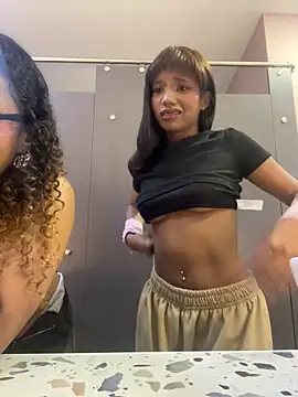 Gigi Strawberry online show from February 12, 2026, 6:13 am