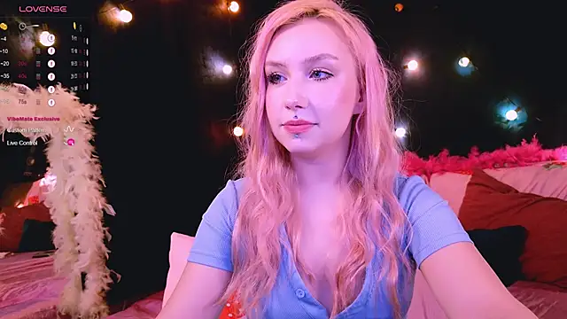 Snapshot of Bibi_Iva chatting on February 27, 2026, 11:04 pm Bibi Iva online show from February 27, 2026, 11:04 pm