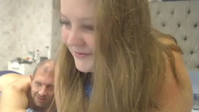 Lars-Lola online show from November 15, 2025, 6:34 pm