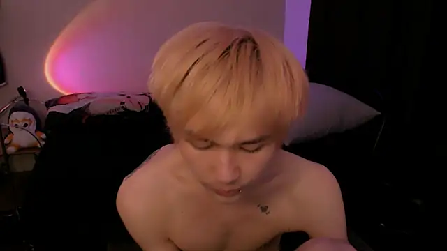 rennnuts online show from March 28, 2026, 6:42 pm