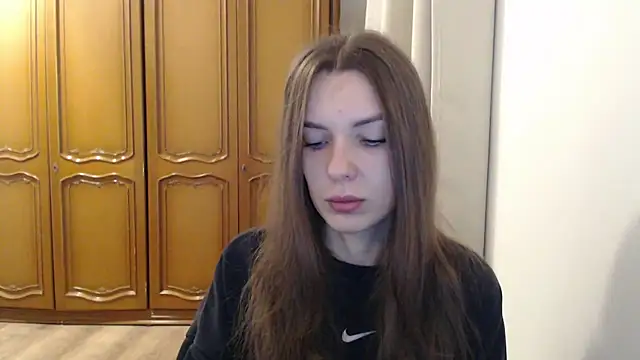 Snapshot of aurora_lust chatting on November 12, 2025, 6:28 am aurora lust online show from November 12, 2025, 6:28 am