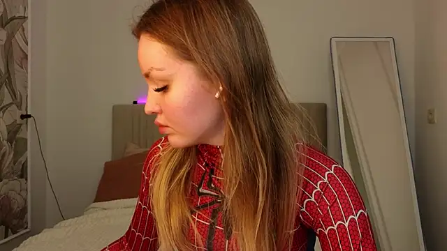 Snapshot of Lora_Rosee chatting on September 19, 2025, 11:47 am Lora Rosee online show from September 19, 2025, 11:47 am