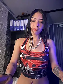 Snapshot of TayylorSexx chatting on November 26, 2025, 4:23 am TayylorSexx online show from November 26, 2025, 4:23 am