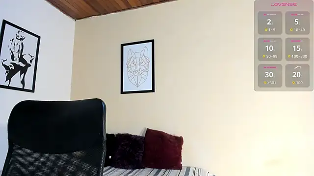 Violetta 0 online show from April 14, 2026, 12:43 pm