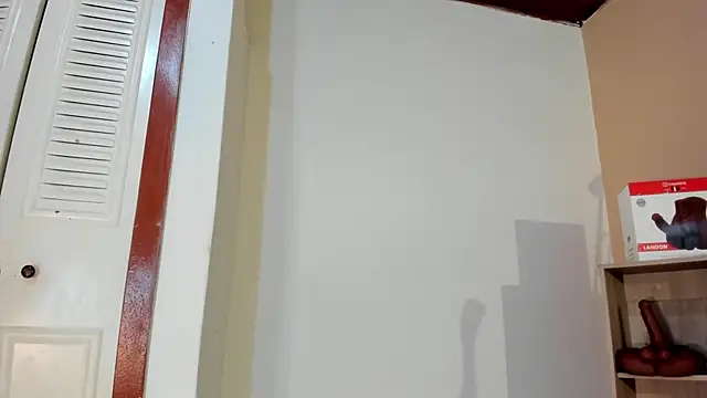 Snapshot of Violetta_0 chatting on November 25, 2025, 1:44 pm Violetta 0 online show from November 25, 2025, 1:44 pm