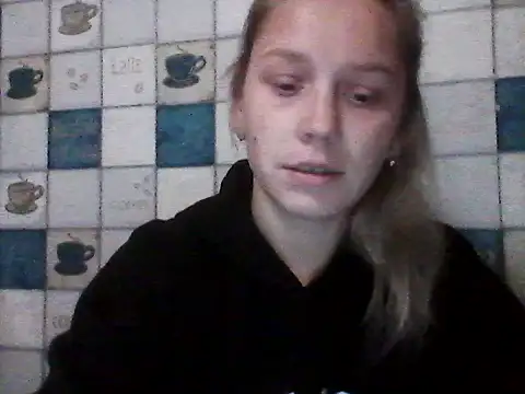 Snapshot of Anna_wey chatting on October 14, 2025, 6:52 pm Anna wey online show from October 14, 2025, 6:52 pm