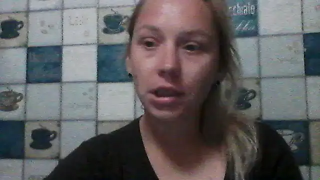 Snapshot of Anna_wey chatting on September 15, 2025, 6:41 pm Anna wey online show from September 15, 2025, 6:41 pm