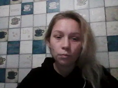 Snapshot of Anna_wey chatting on November 23, 2025, 7:46 pm Anna wey online show from November 23, 2025, 7:46 pm