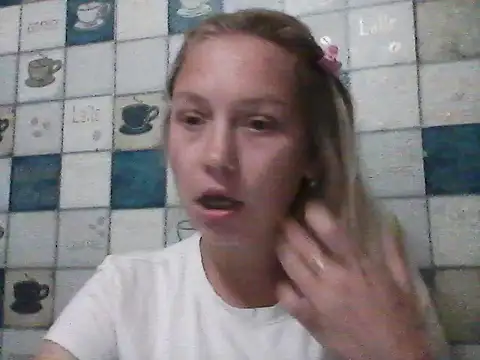 Snapshot of Anna_wey chatting on September 30, 2025, 6:36 pm Anna wey online show from September 30, 2025, 6:36 pm