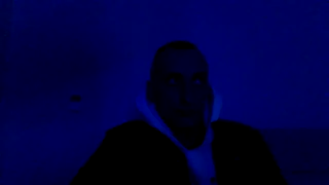 ANGELSANTAMARIA- online show from November 15, 2025, 3:27 pm