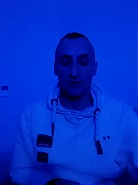 ANGELSANTAMARIA- online show from December 5, 2025, 5:39 am