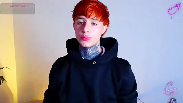 Snapshot of 7_Saturno_7 chatting on February 6, 2026, 10:06 pm 7 Saturno 7 online show from February 6, 2026, 10:06 pm