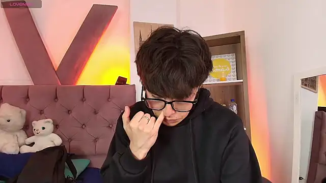 PepperTwink online show from March 16, 2026, 4:10 pm