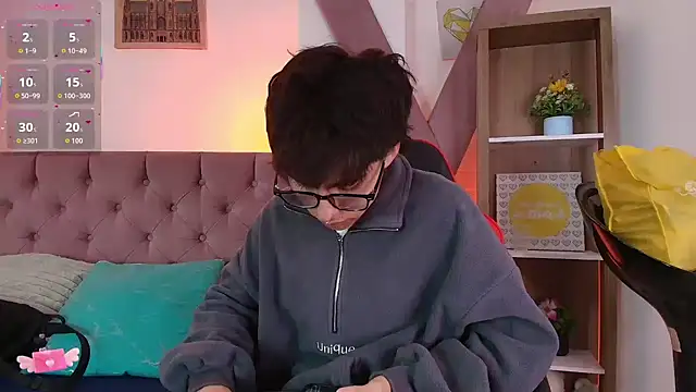 Snapshot of PepperTwink chatting on February 17, 2026, 4:48 pm PepperTwink online show from February 17, 2026, 4:48 pm