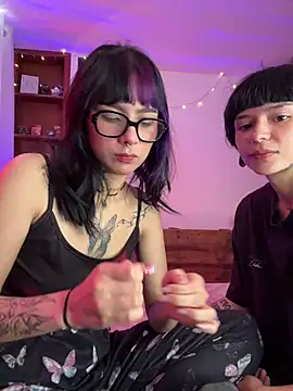 mavimist   online show from March 22, 2026, 4:52 pm