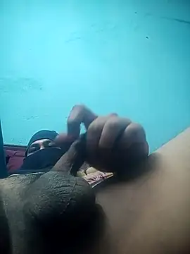 Snapshot of deshiboyz chatting on February 16, 2025, 9:05 pm deshiboyz online show from February 16, 2025, 9:05 pm