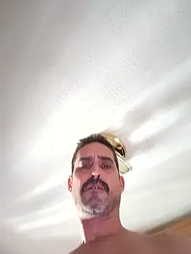 jonymoreno online show from December 3, 2025, 10:36 am