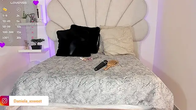 Snapshot of Danielaangelina chatting on September 23, 2025, 6:20 am Danielaangelina online show from September 23, 2025, 6:20 am