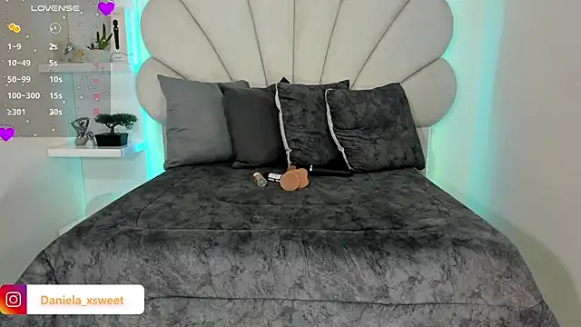 Snapshot of Danielaangelina chatting on February 2, 2026, 4:55 am Danielaangelina online show from February 2, 2026, 4:55 am