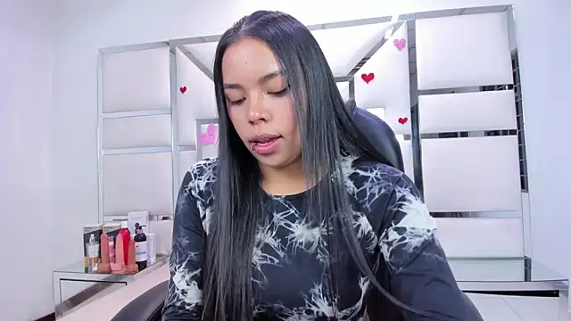 Snapshot of ZoeWan69 chatting on February 11, 2026, 2:17 pm ZoeWan69 online show from February 11, 2026, 2:17 pm