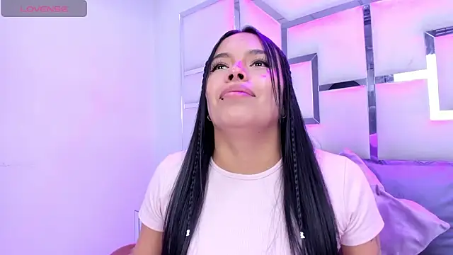 Snapshot of ZoeWan69 chatting on March 3, 2026, 2:13 pm ZoeWan69 online show from March 3, 2026, 2:13 pm