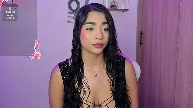Bella ricci  online show from September 27, 2025, 6:36 pm