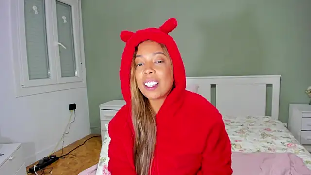 Snapshot of Izadi_7 chatting on October 31, 2025, 2:52 am Izadi 7 online show from October 31, 2025, 2:52 am