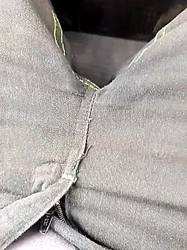 Snapshot of Dam70 chatting on November 21, 2025, 11:53 am Dam70 online show from November 21, 2025, 11:53 am