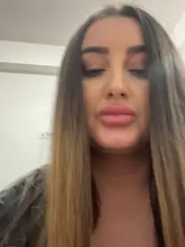 hotAlys online show from March 19, 2025, 2:16 am
