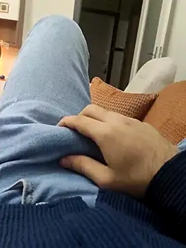 legolasleo online show from April 2, 2026, 3:24 am