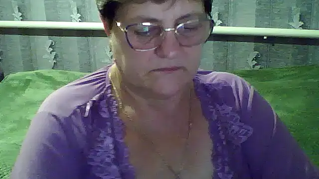 ElzaJewel online show from October 11, 2025, 7:26 pm