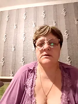 Snapshot of ElzaJewel chatting on April 20, 2026, 10:00 pm ElzaJewel online show from April 20, 2026, 10:00 pm