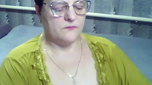 ElzaJewel online show from February 10, 2026, 7:46 pm