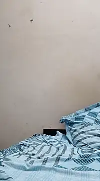 Snapshot of EZ_shuvani chatting on March 11, 2025, 4:30 am EZ shuvani online show from March 11, 2025, 4:30 am