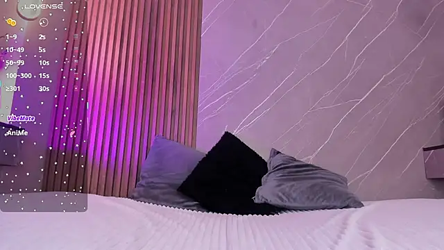 Snapshot of ariana_jhonson1 chatting on November 6, 2025, 12:31 pm ariana jhonson1 online show from November 6, 2025, 12:31 pm