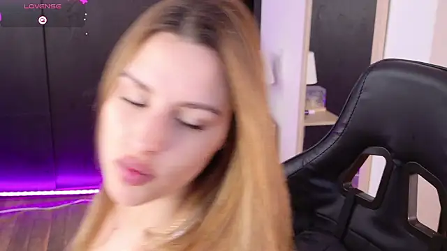 Snapshot of yourdream_6 chatting on February 24, 2026, 6:09 pm yourdream 6 online show from February 24, 2026, 6:09 pm