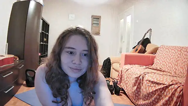 Snapshot of girliemilk chatting on March 14, 2025, 5:57 pm girliemilk online show from March 14, 2025, 5:57 pm