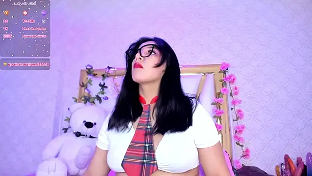 Snapshot of BeccaMathew chatting on November 25, 2025, 1:28 am BeccaMathew online show from November 25, 2025, 1:28 am