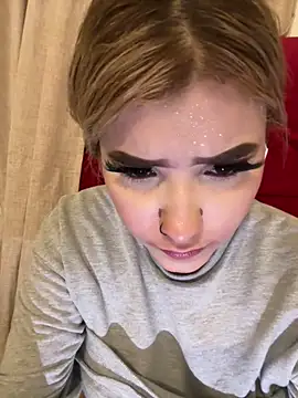 Snapshot of akirahattori chatting on November 24, 2025, 4:56 am akirahattori online show from November 24, 2025, 4:56 am