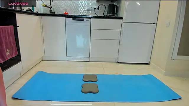 Katya yoga online show from March 16, 2026, 4:31 am