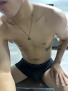 Snapshot of Maxhotmen chatting on February 10, 2025, 9:04 am Maxhotmen online show from February 10, 2025, 9:04 am