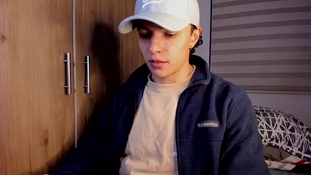 Snapshot of Mastrangelo_xxx chatting on January 9, 2026, 5:03 am Mastrangelo xxx online show from January 9, 2026, 5:03 am