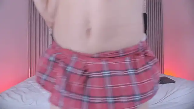 Snapshot of Ashlyaurora chatting on April 7, 2026, 4:36 am Ashlyaurora online show from April 7, 2026, 4:36 am