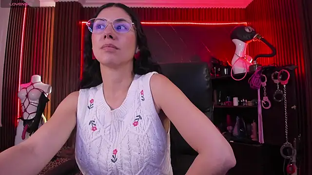 Snapshot of XiaQueen chatting on November 29, 2025, 8:31 pm XiaQueen online show from November 29, 2025, 8:31 pm