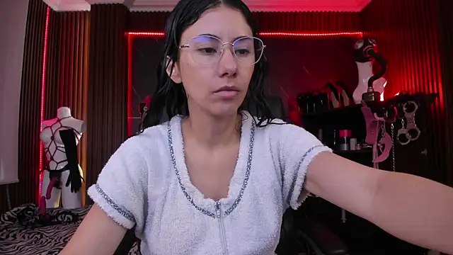 Snapshot of XiaQueen chatting on October 23, 2025, 11:42 am XiaQueen online show from October 23, 2025, 11:42 am