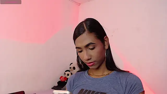 Snapshot of Alissemasiel chatting on December 15, 2025, 7:31 pm Alissemasiel online show from December 15, 2025, 7:31 pm